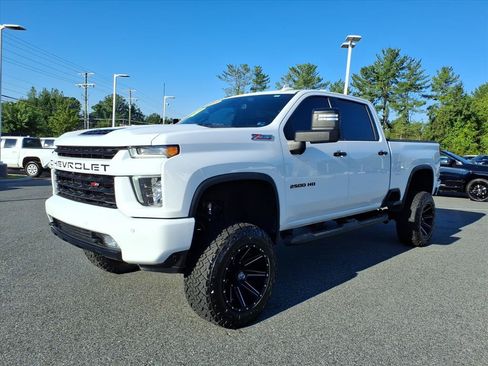 Used 2023 Chevrolet Silverado 2500 LTZ w/ LTZ Plus Package AWD/4WD image 14