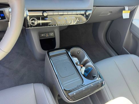 New 2026 Hyundai Ioniq 5 SEL image 19