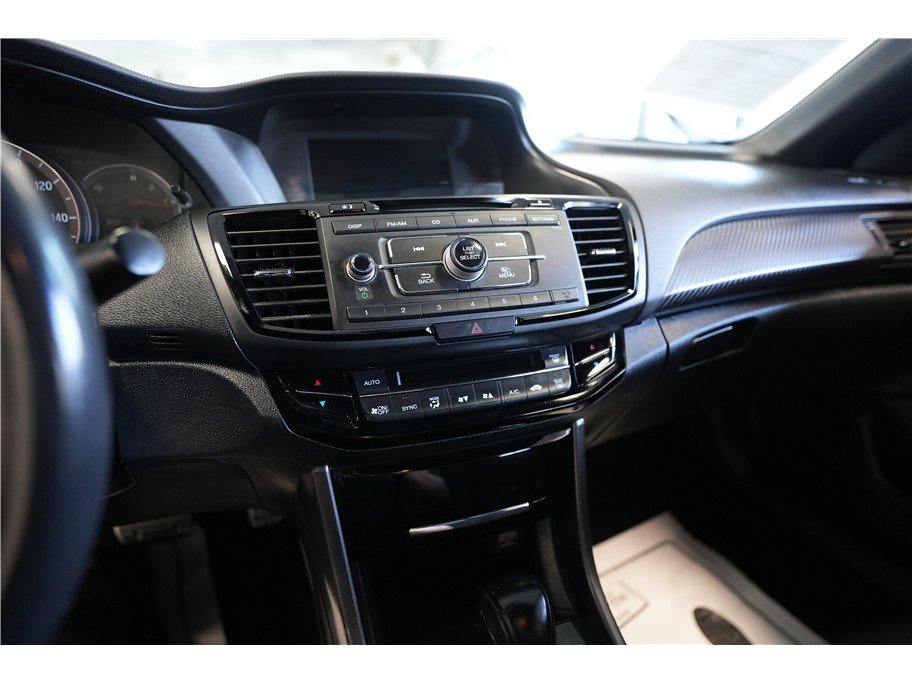 Used 2016 Honda Accord Sport image 21