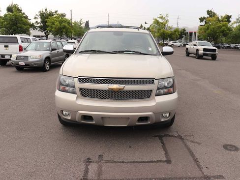 Used 2010 Chevrolet Tahoe LTZ AWD/4WD image 2