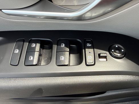 Used 2023 Hyundai Tucson SEL w/ Convenience Package FWD image 11
