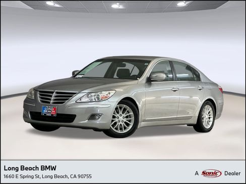 Used 2009 Hyundai Genesis 3.8 image 1