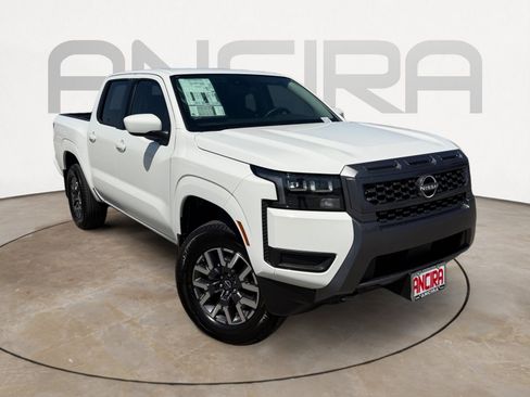 New 2026 Nissan Frontier SV w/ Tow Package AWD/4WD image 4