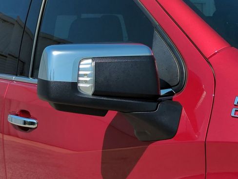 Used 2023 Chevrolet Silverado 1500 High Country w/ Technology Package image 12