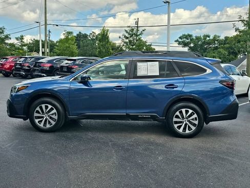 Used 2021 Subaru Outback Premium AWD/4WD image 11