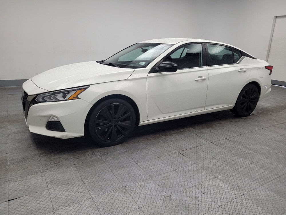 Used 2021 Nissan Altima 2.5 SR FWD image 2