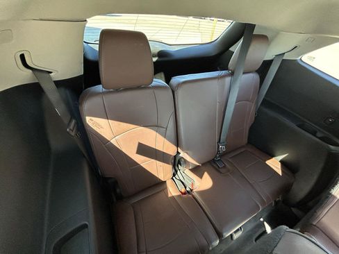 Used 2018 Buick Enclave Avenir w/ Avenir Technology Package AWD/4WD image 13