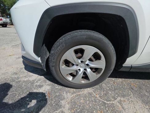 Used 2020 Toyota RAV4 LE w/ All Weather Liner Package AWD/4WD image 10
