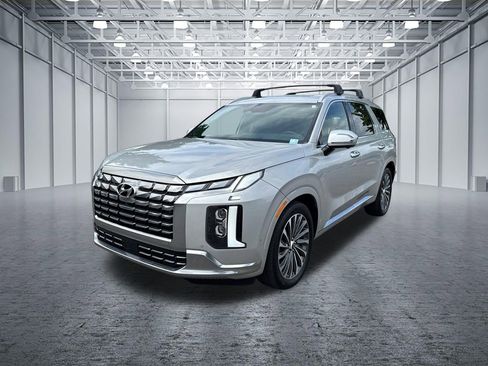 Used 2024 Hyundai Palisade Calligraphy AWD/4WD image 3