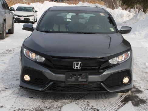 Used 2018 Honda Civic EX image 2