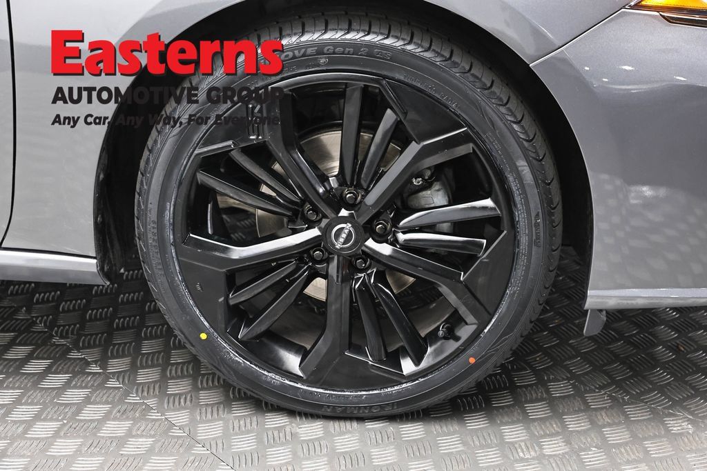 Used 2023 Nissan Altima 2.5 SR FWD image 33