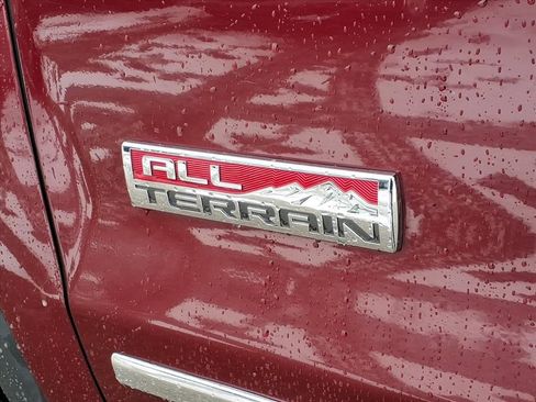 Used 2015 GMC Sierra 1500 SLT w/ All-Terrain Package image 10