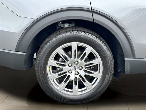 New 2025 Ford Explorer Active w/ Active Comfort Package image 42
