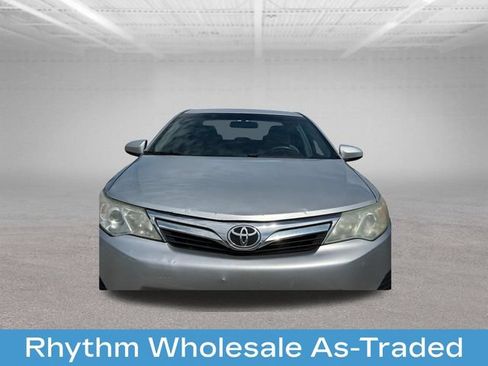 Used 2013 Toyota Camry LE FWD image 31