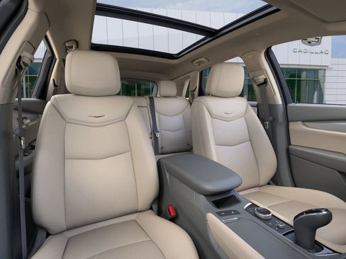 New 2026 Cadillac XT5 Premium Luxury AWD/4WD image 16