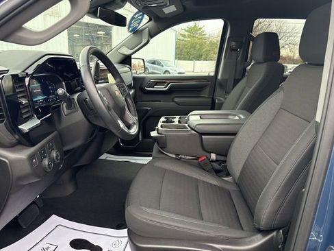 Used 2024 Chevrolet Silverado 1500 LT image 13