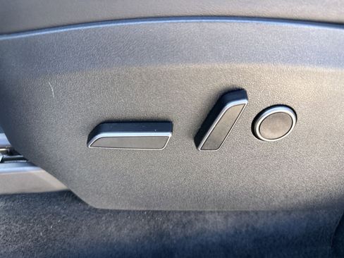 Used 2023 Tesla Model Y Long Range AWD/4WD image 14