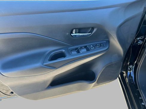 Used 2025 Nissan Versa SV w/ Trunk Package image 16