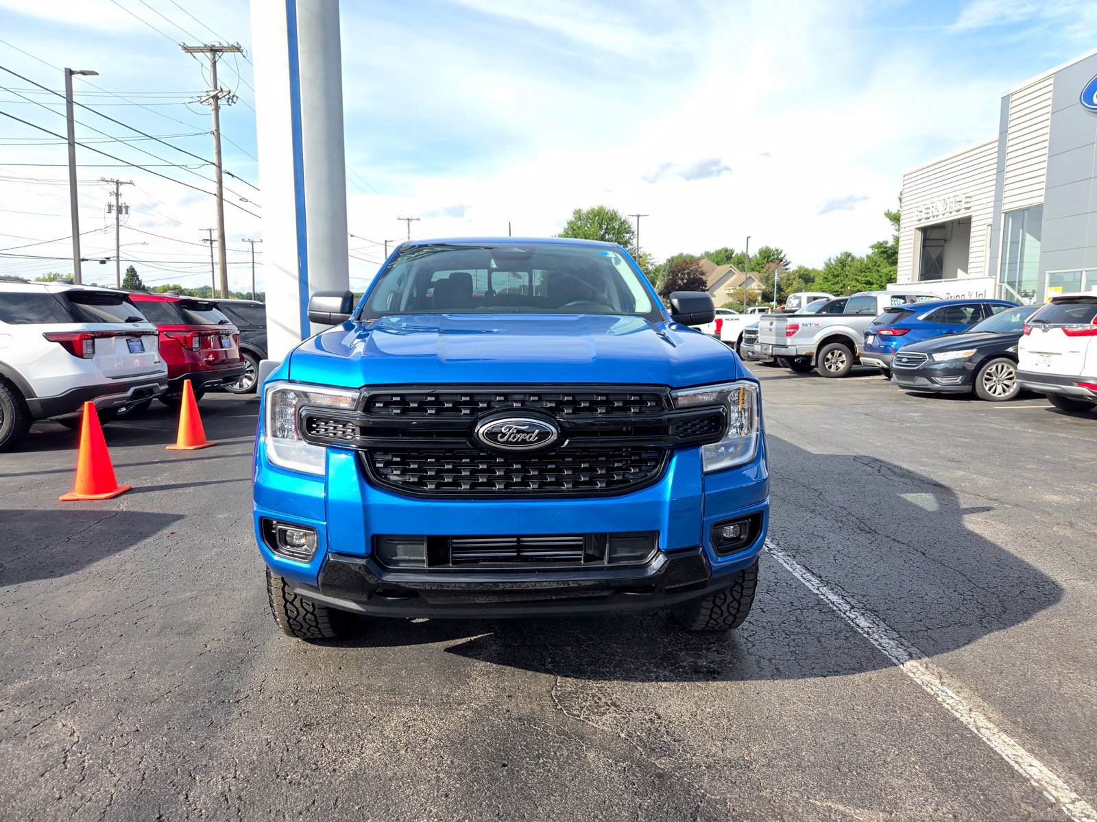 New 2026 Ford Ranger XLT w/ Black Appearance Package AWD/4WD image 8