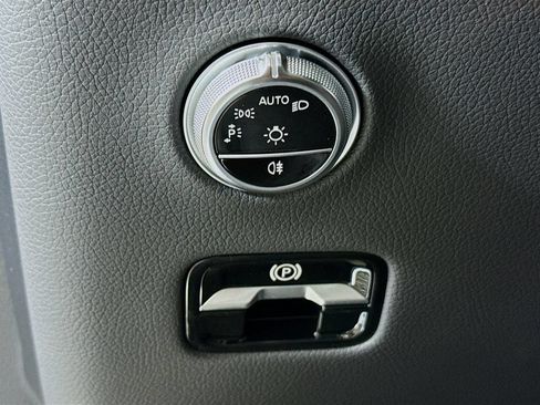 New 2026 Mercedes-Benz GLC 300 4MATIC image 10