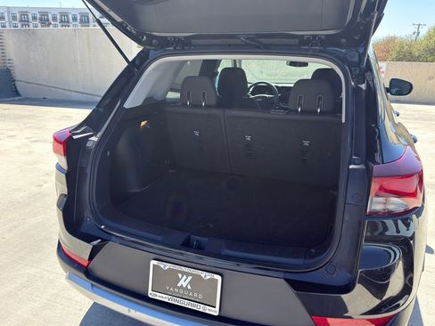 Used 2025 Chevrolet TrailBlazer LT image 10