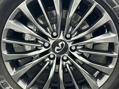 Used 2024 INFINITI QX80 Premium Select w/ Cargo Package image 5