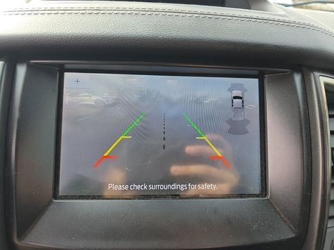 Used 2021 Ford Ranger Lariat w/ Tremor Off-Road Package image 10