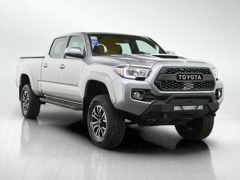 Used 2020 Toyota Tacoma TRD Sport AWD/4WD image 7