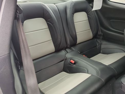 Used 2020 Ford Mustang GT w/ Equipment Group 301A image 11