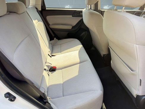 Used 2018 Subaru Forester 2.5i AWD/4WD image 28