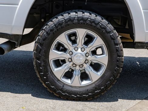 Used 2022 RAM 2500 Limited AWD/4WD image 61