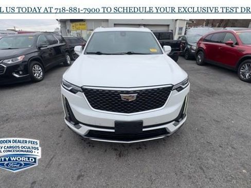 Used 2021 Cadillac XT6 Premium Luxury AWD/4WD image 8