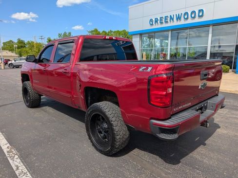 Used 2018 Chevrolet Silverado 1500 LT w/ All Star Edition AWD/4WD image 3