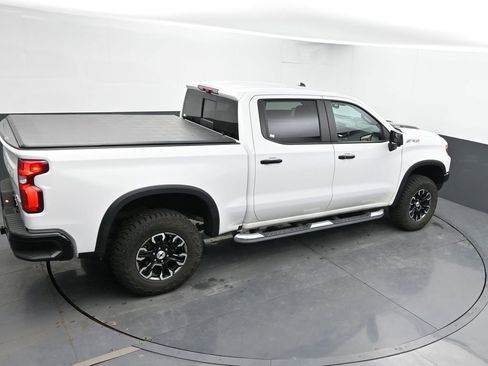 Used 2024 Chevrolet Silverado 1500 ZR2 w/ Technology Package AWD/4WD image 22