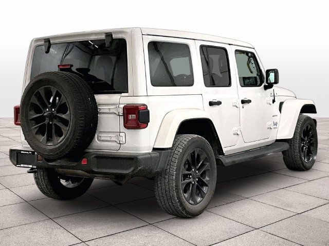 Used 2021 Jeep Wrangler Unlimited Sahara AWD/4WD image 11
