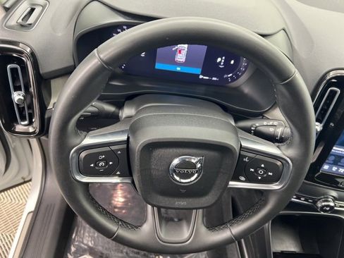 Used 2023 Volvo XC40 B5 Plus w/ Driver Assist Package image 21