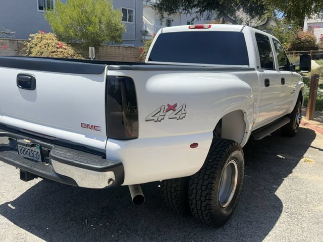 Used 2006 GMC Sierra 3500 SLT w/ Heavy-Duty Power Package AWD/4WD image 22