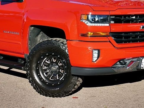 Used 2017 Chevrolet Silverado 1500 LT w/ All Star Edition image 4
