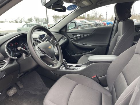 Used 2023 Chevrolet Malibu LT image 10