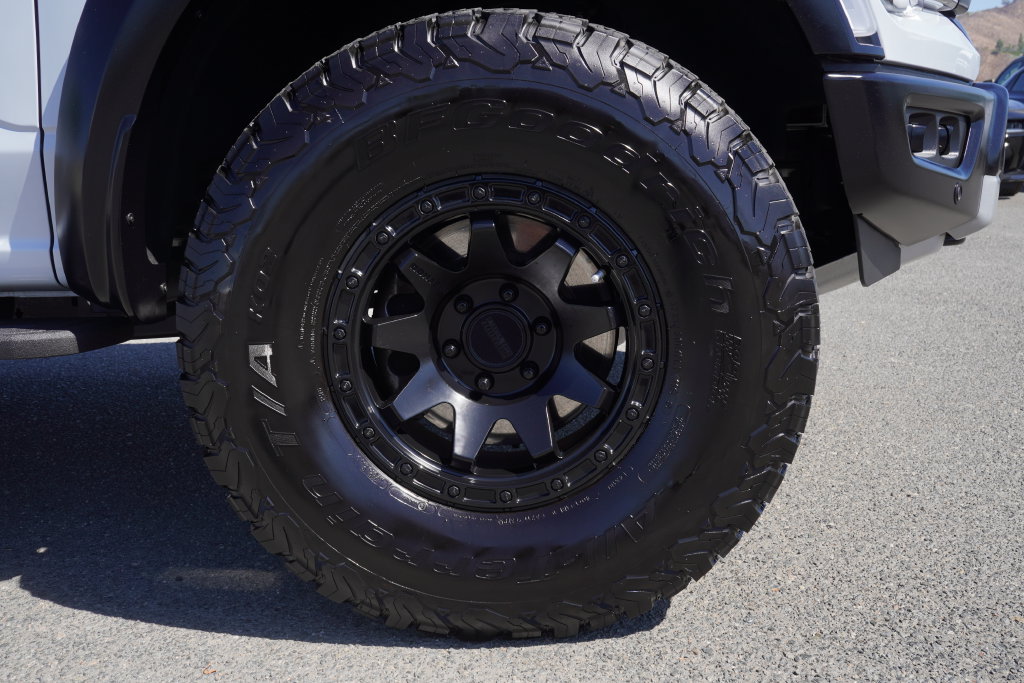 Used 2025 Ford F150 Raptor AWD/4WD image 10