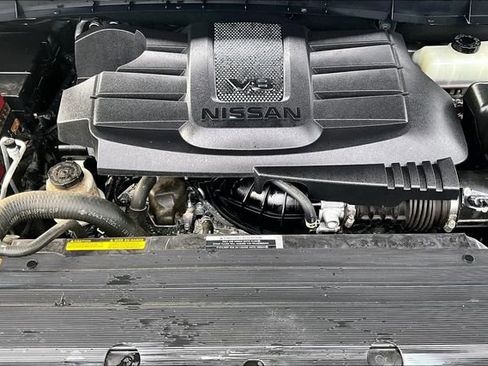 Used 2024 Nissan Titan SV w/ SV Convenience Package AWD/4WD image 28
