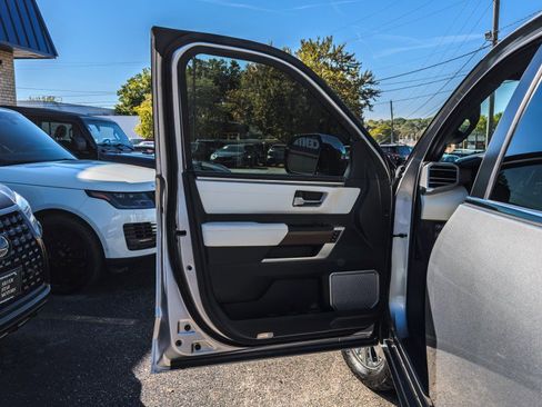Used 2024 Toyota Tundra Capstone image 17