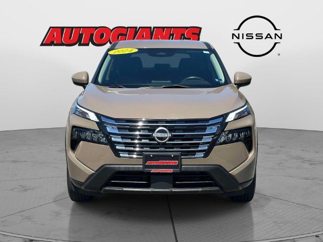 Used 2024 Nissan Rogue SV AWD/4WD image 9