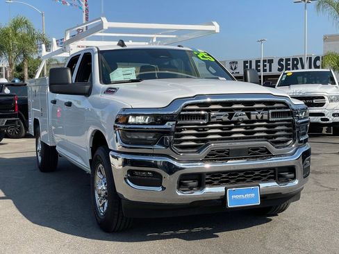 New 2025 RAM 2500 Tradesman w/ Chrome Appearance Group image 7
