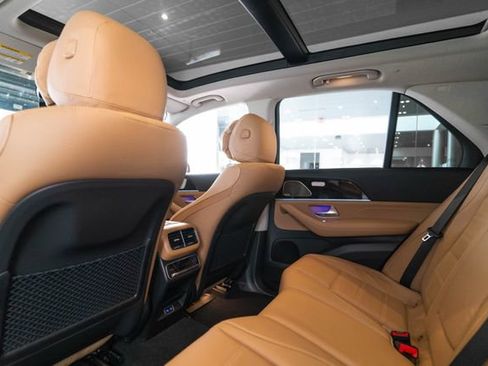 New 2026 Mercedes-Benz GLE 580 4MATIC image 13