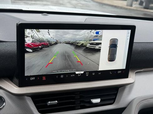 New 2026 Ford Explorer Active w/ Active Comfort Package image 19