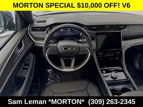 New 2025 Jeep Grand Cherokee Limited w/ Black Appearance Package AWD/4WD image 23