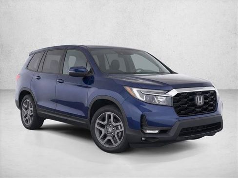 Used 2023 Honda Passport EX-L image 3