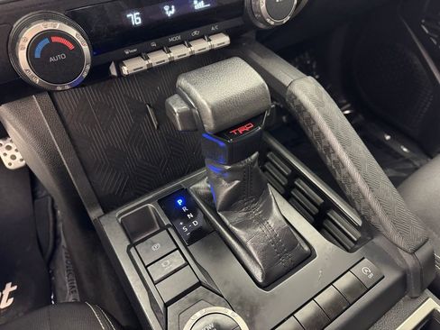 Used 2024 Toyota Tacoma TRD Sport image 20