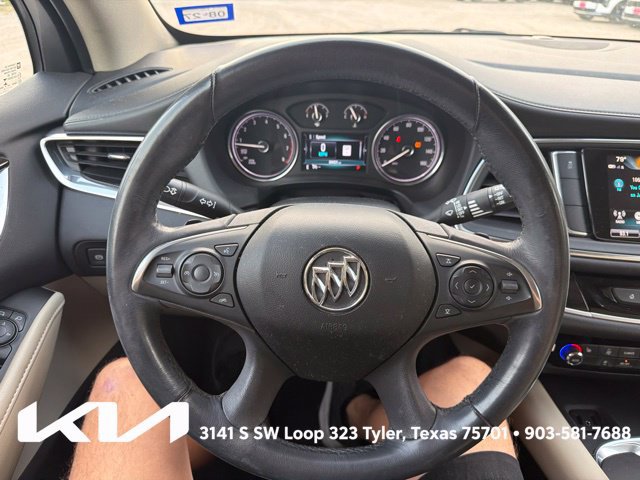 Used 2019 Buick Enclave Essence FWD image 18